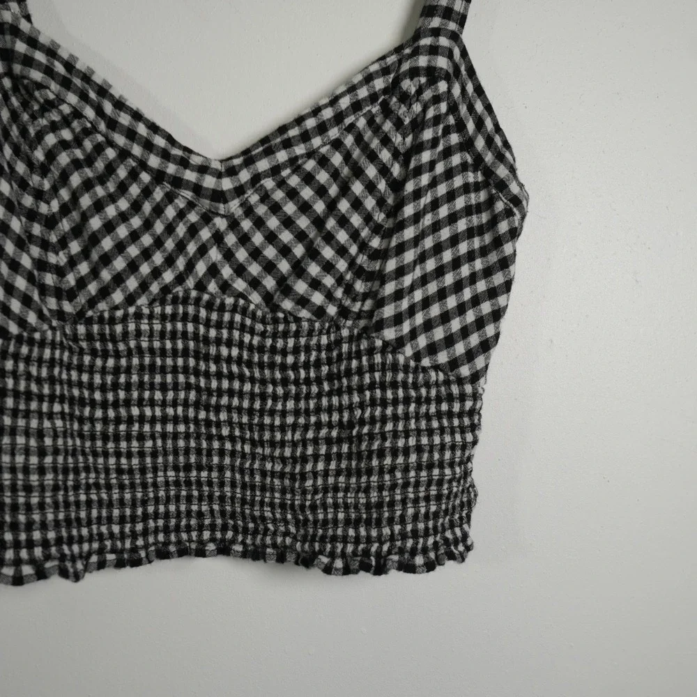 Free People Gingham Crop Top‎ Cottagecore M Black White Smocked V-Neck Cami Boho